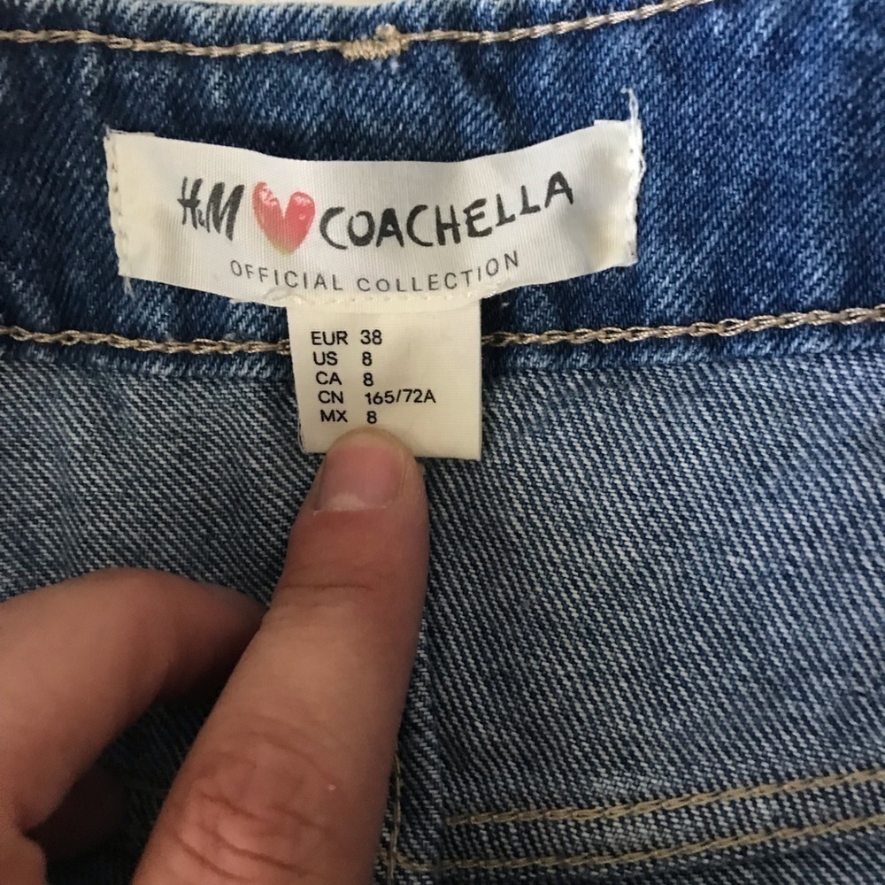 H&M Coachella boho distressed jean festival shorts - Picture 3 of 5